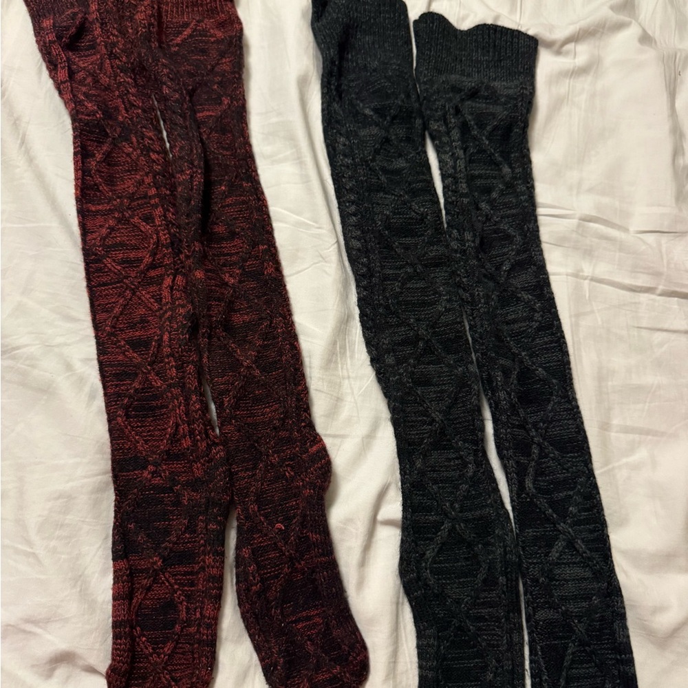 Knee High Cable Knit Socks - Red & Black